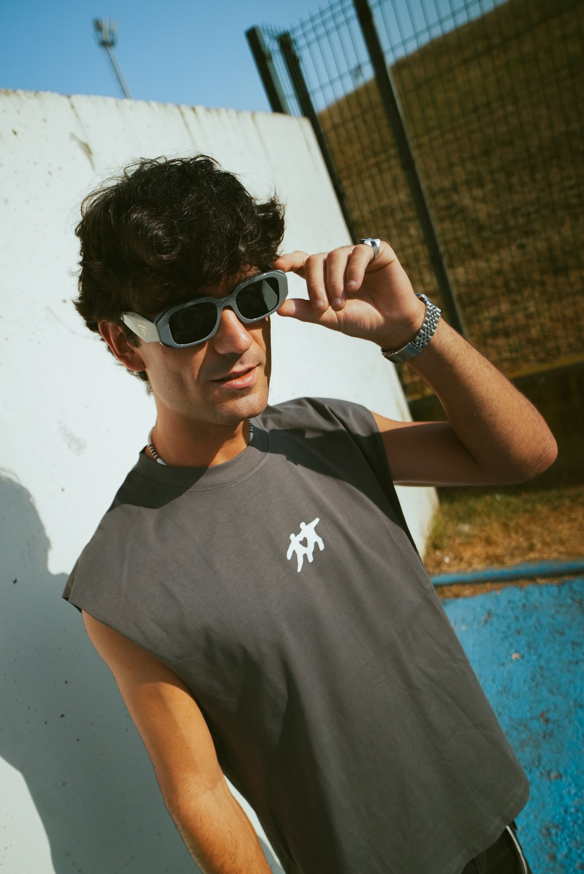 Camiseta sin mangas “Love One Bae” – Desliz